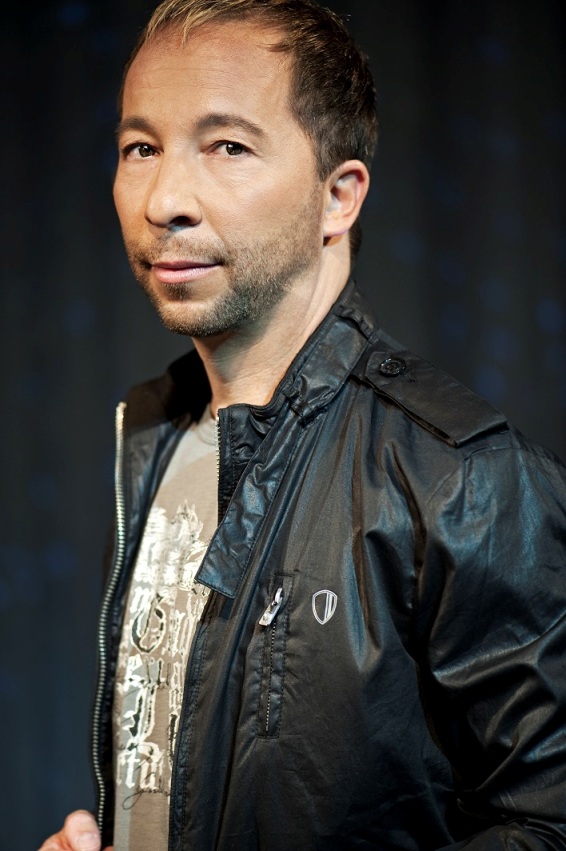 DJ BoBo